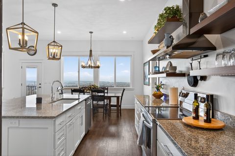 Tiny photo for 899 E 1190 N, Pleasant Grove, UT 84062 (MLS # 2137384)