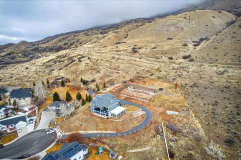 Tiny photo for 899 E 1190 N, Pleasant Grove, UT 84062 (MLS # 2137384)