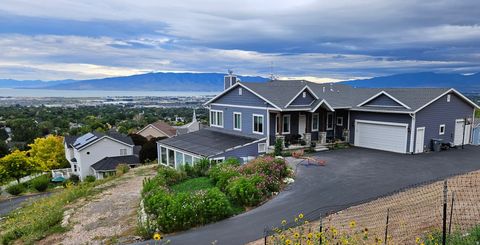 Photo of 899 E 1190 N, Pleasant Grove, UT 84062 (MLS # 2137384)