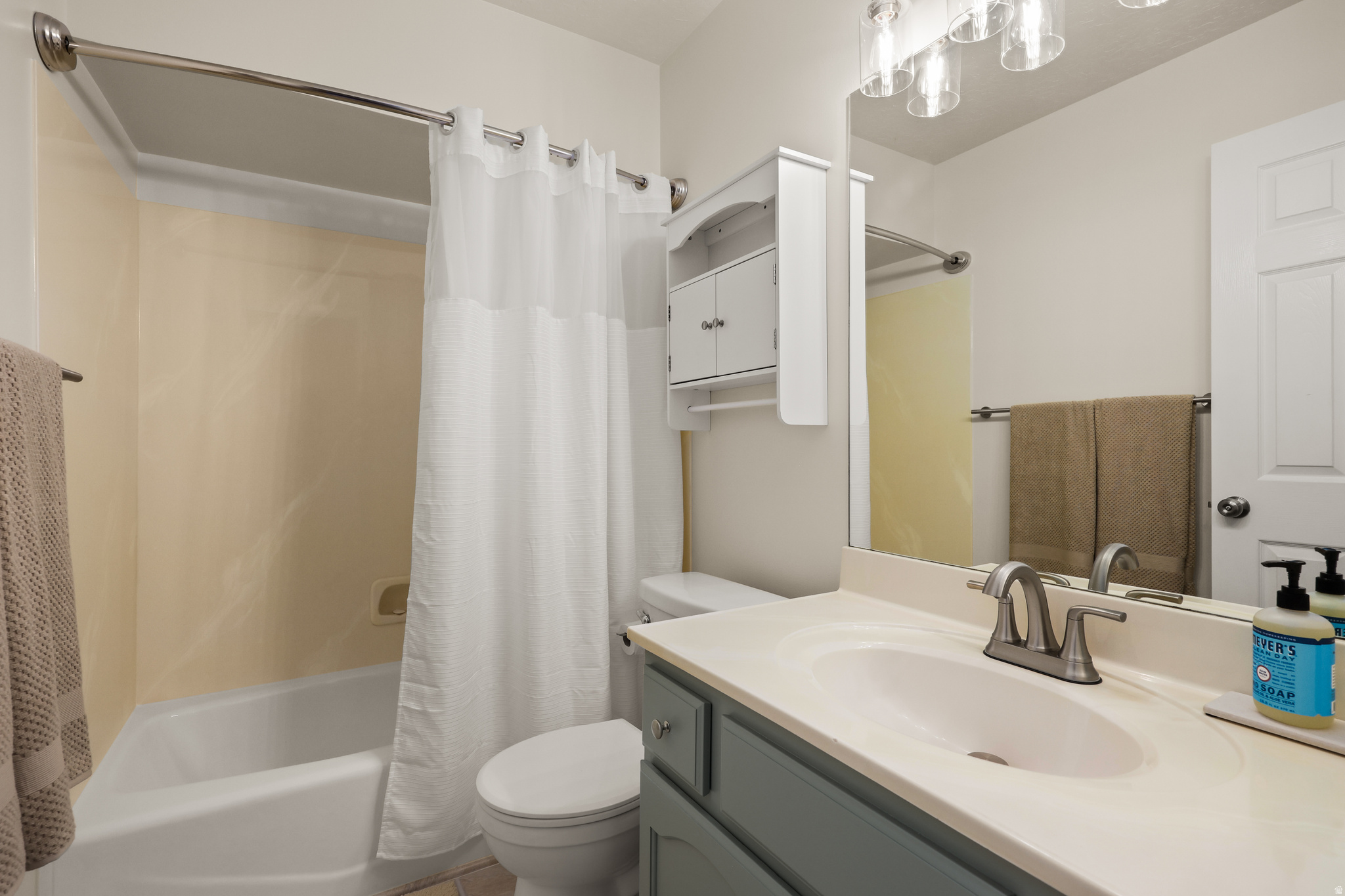 WESTLAKE VILLAGE - Residential