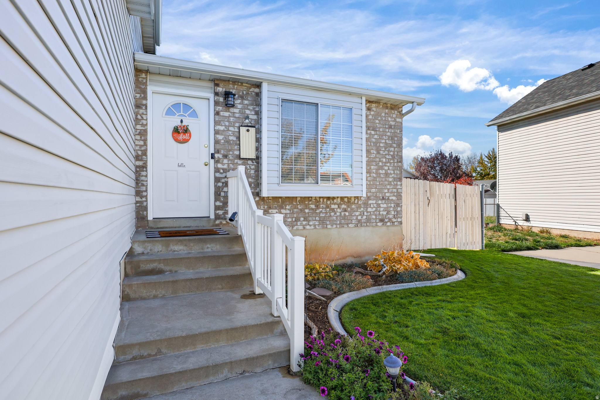 WESTLAKE VILLAGE - Residential