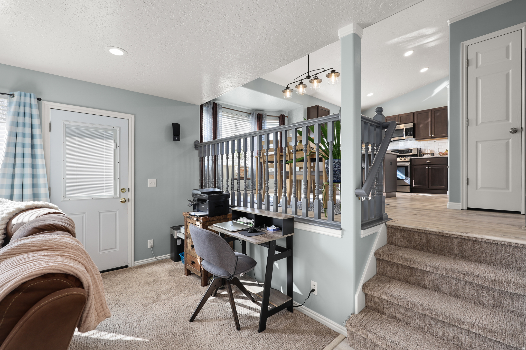 WESTLAKE VILLAGE - Residential