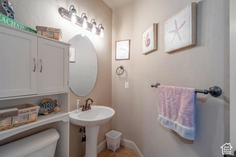 Tiny photo for 934 E OUTLAW GULCH, Washington, UT 84780 (MLS # 2186580)