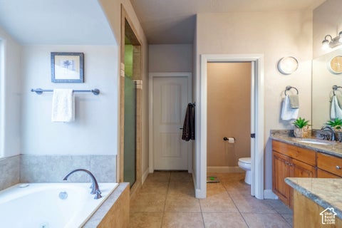 Tiny photo for 934 E OUTLAW GULCH, Washington, UT 84780 (MLS # 2186580)