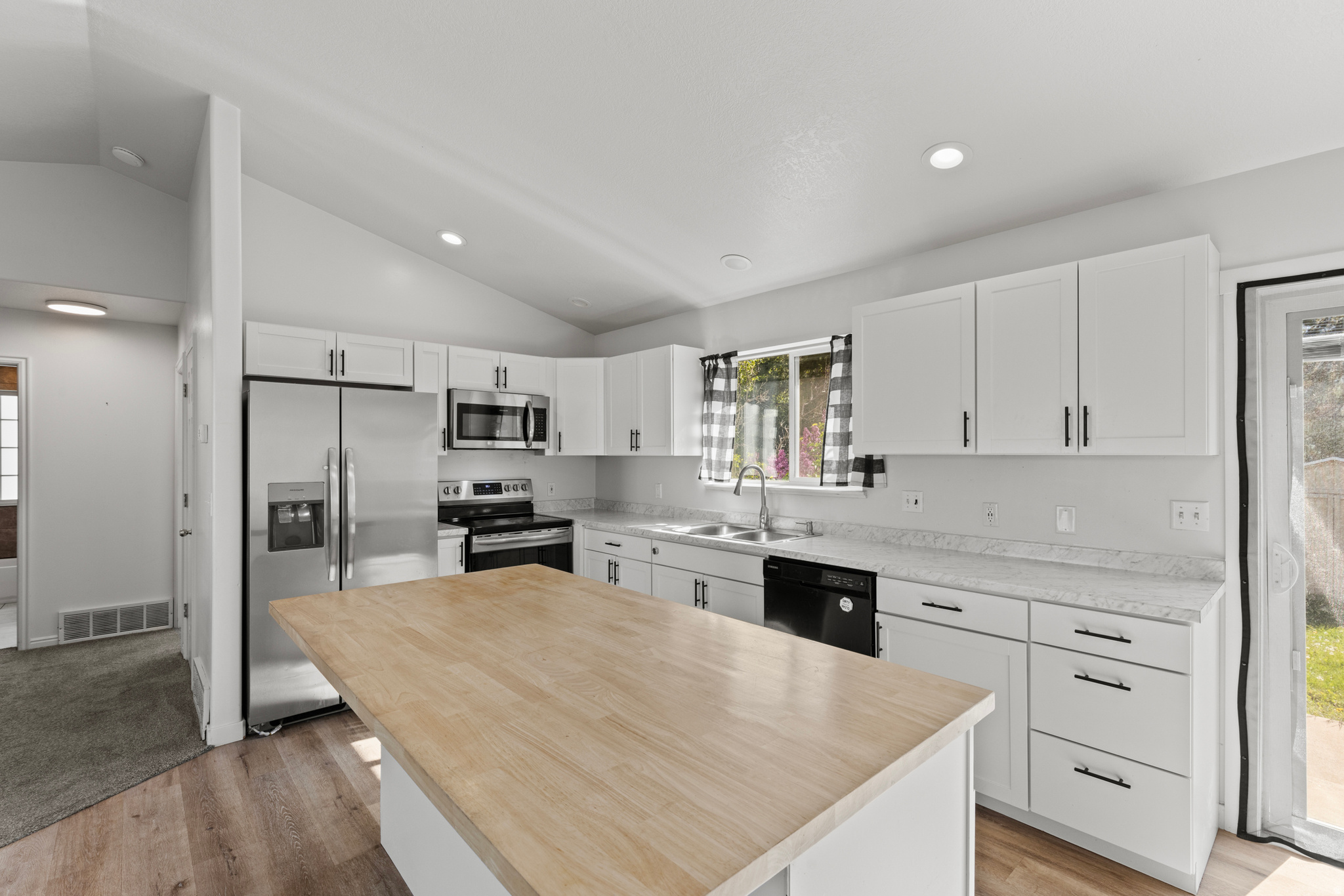 CONTINENTAL PARK SUB - Residential