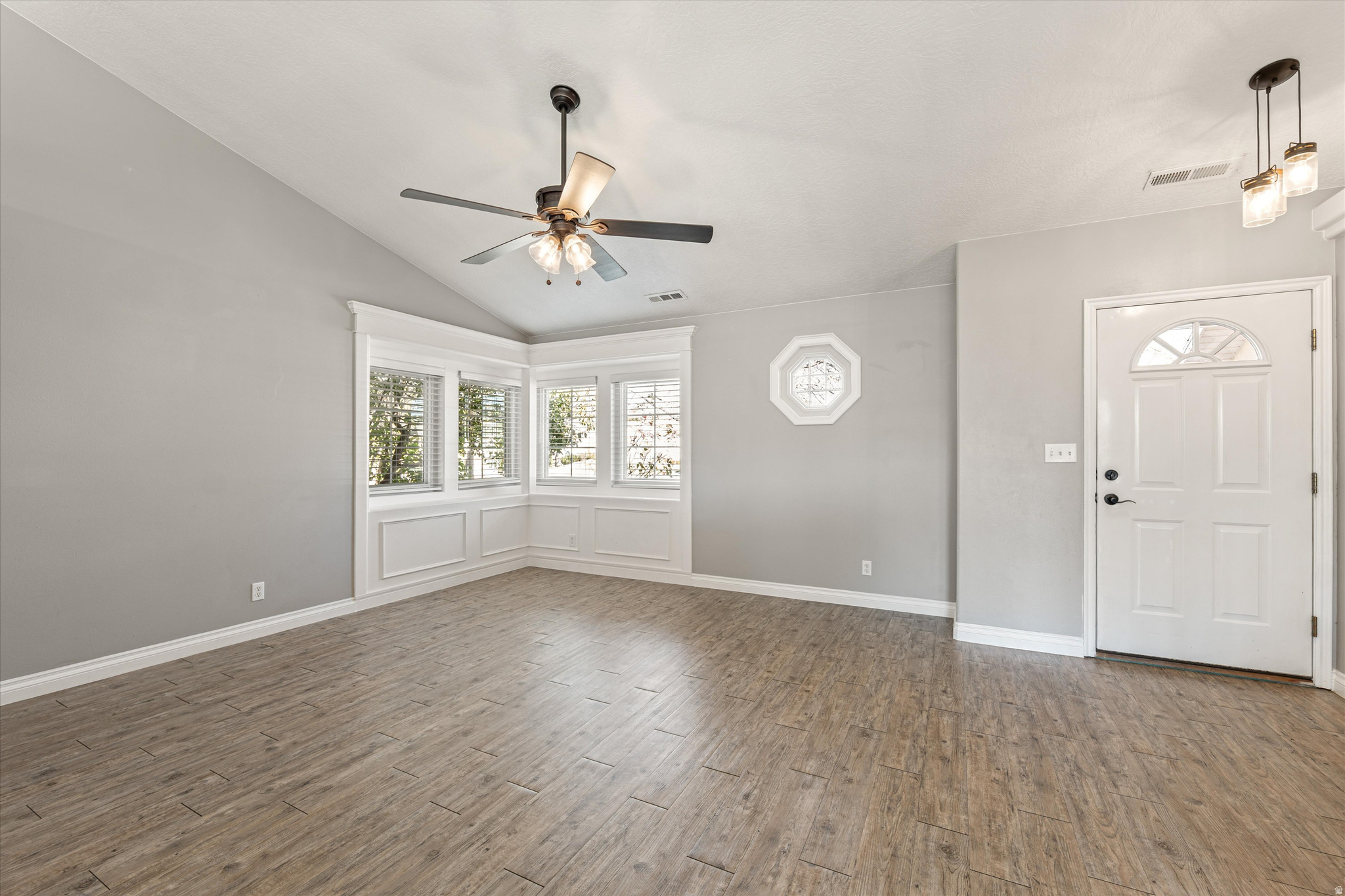 CHEYENNE AT RED CLIFFS 2 - Residential