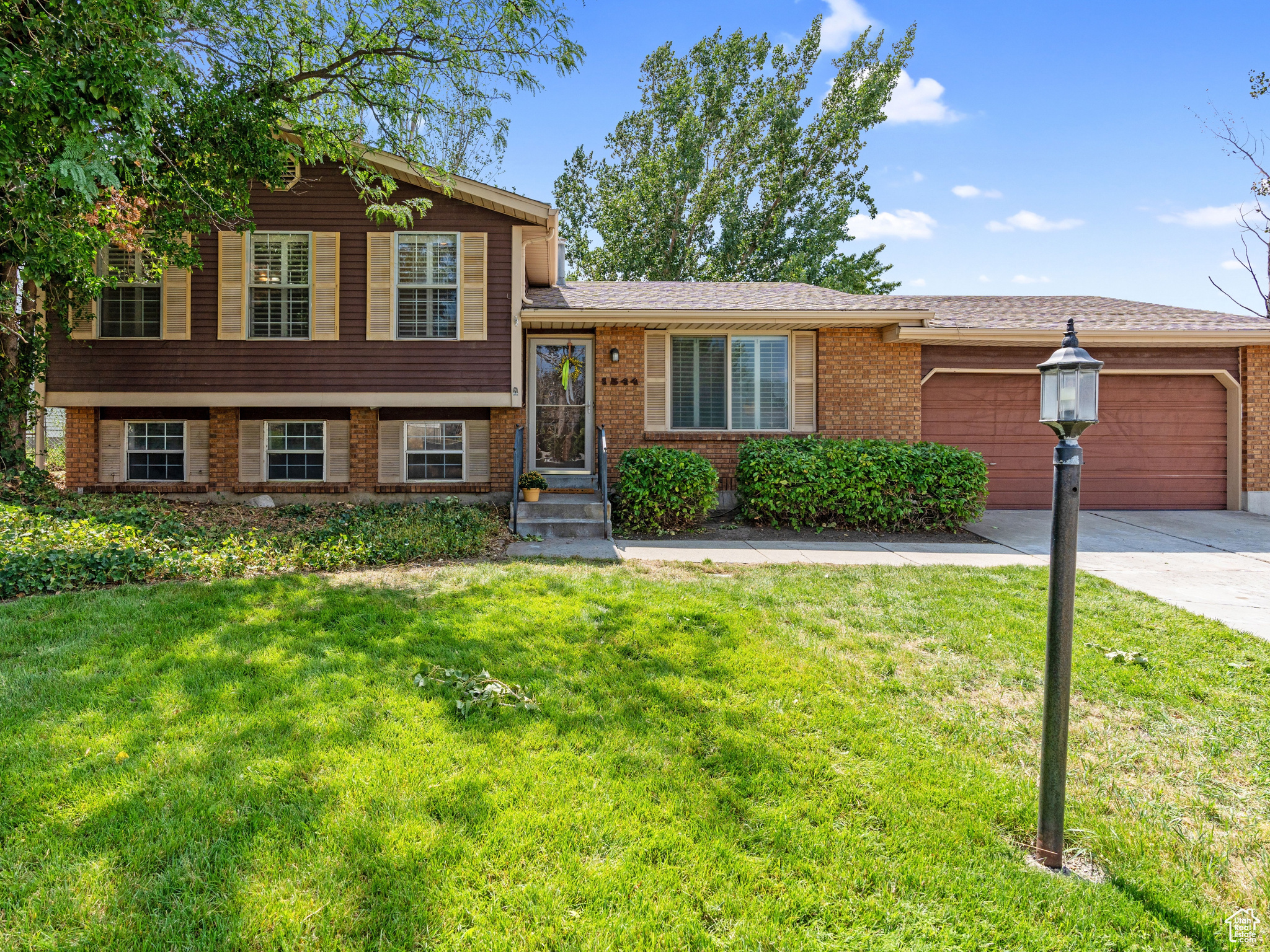 1544 E Sego Lily Dr, Sandy, Utah image 3