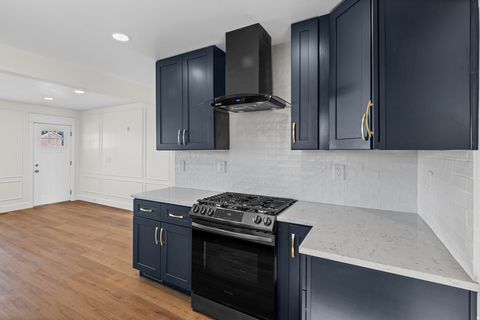 Tiny photo for 3203 S 400 E, Salt Lake City, UT 84115 (MLS # 2164728)
