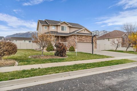 Tiny photo for 180 W 1825 N, North Ogden, UT 84414 (MLS # 2127229)