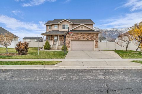 Tiny photo for 180 W 1825 N, North Ogden, UT 84414 (MLS # 2127229)