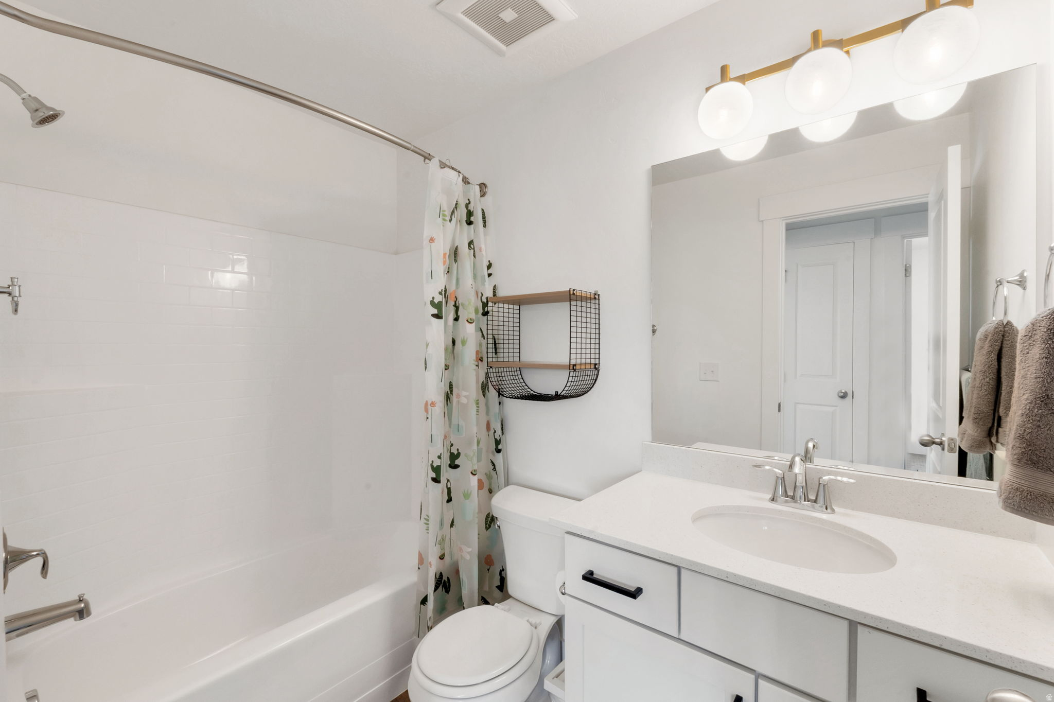 HOLBROOK FARMS - Residential