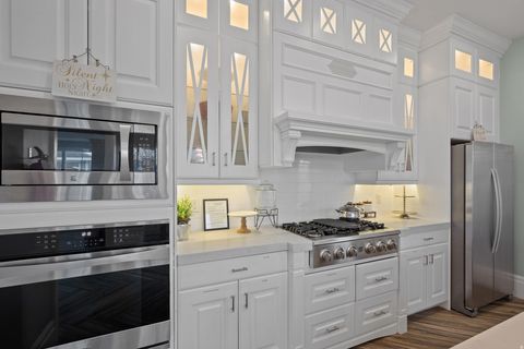 Tiny photo for 10489 S HARVEST GLORY DR, South Jordan, UT 84095 (MLS # 2125947)