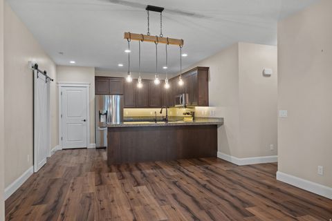 Tiny photo for 10489 S HARVEST GLORY DR, South Jordan, UT 84095 (MLS # 2125947)