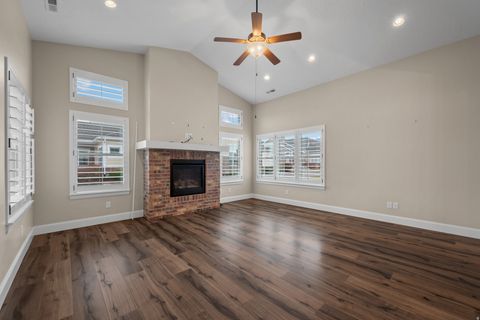 Tiny photo for 10489 S HARVEST GLORY DR, South Jordan, UT 84095 (MLS # 2125947)