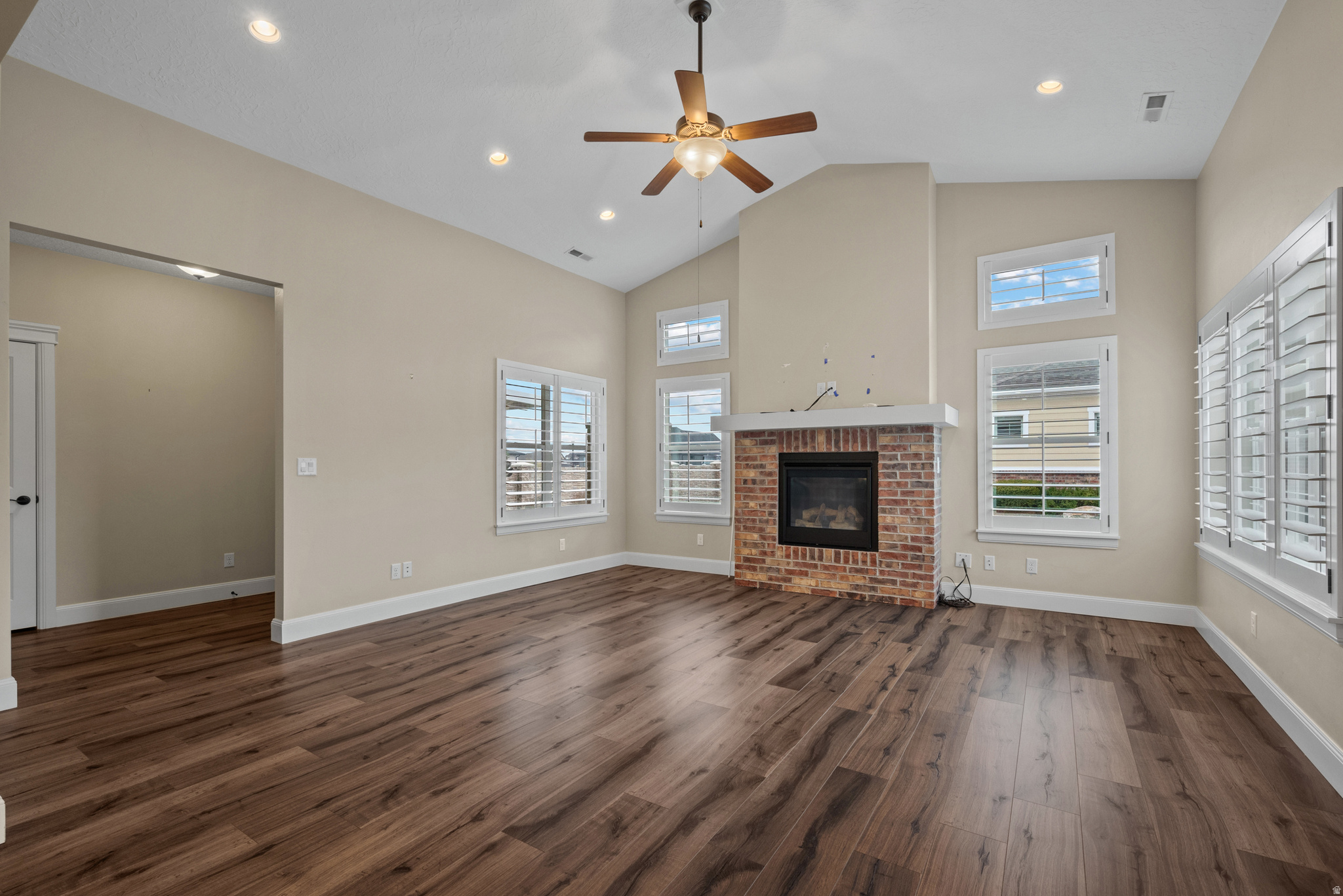 HARVEST CROSSING - Residential