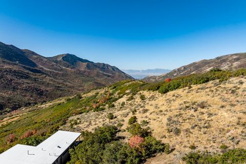 Tiny photo for 5855 E PIONEER RIDGE CIR #195, Salt Lake City, UT 84108 (MLS # 2130782)