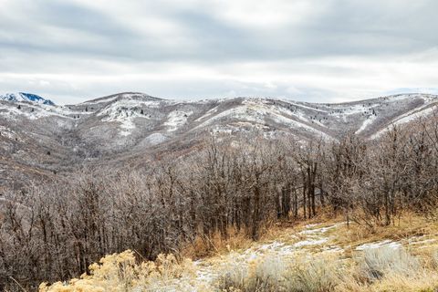 Tiny photo for 5855 E PIONEER RIDGE CIR #195, Salt Lake City, UT 84108 (MLS # 2130782)