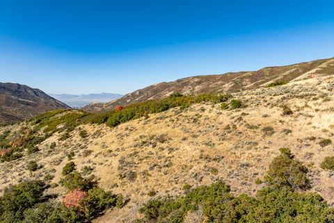 Tiny photo for 5855 E PIONEER RIDGE CIR #195, Salt Lake City, UT 84108 (MLS # 2130782)