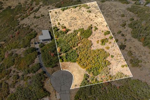 Tiny photo for 5855 E PIONEER RIDGE CIR #195, Salt Lake City, UT 84108 (MLS # 2130782)