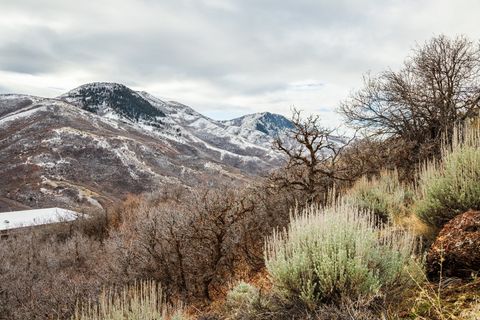 Tiny photo for 5855 E PIONEER RIDGE CIR #195, Salt Lake City, UT 84108 (MLS # 2130782)