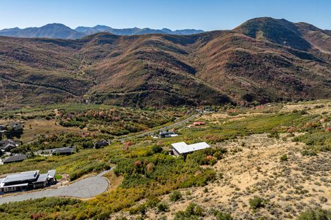 Tiny photo for 5855 E PIONEER RIDGE CIR #195, Salt Lake City, UT 84108 (MLS # 2130782)