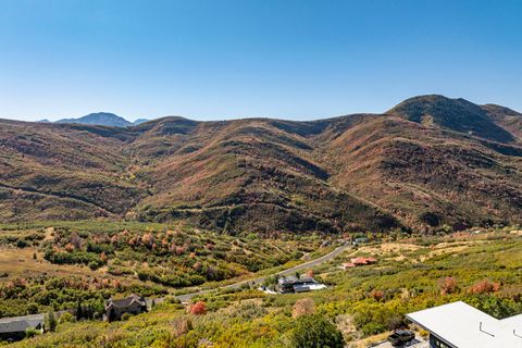 Tiny photo for 5855 E PIONEER RIDGE CIR #195, Salt Lake City, UT 84108 (MLS # 2130782)