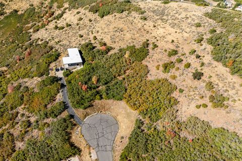 Tiny photo for 5855 E PIONEER RIDGE CIR #195, Salt Lake City, UT 84108 (MLS # 2130782)