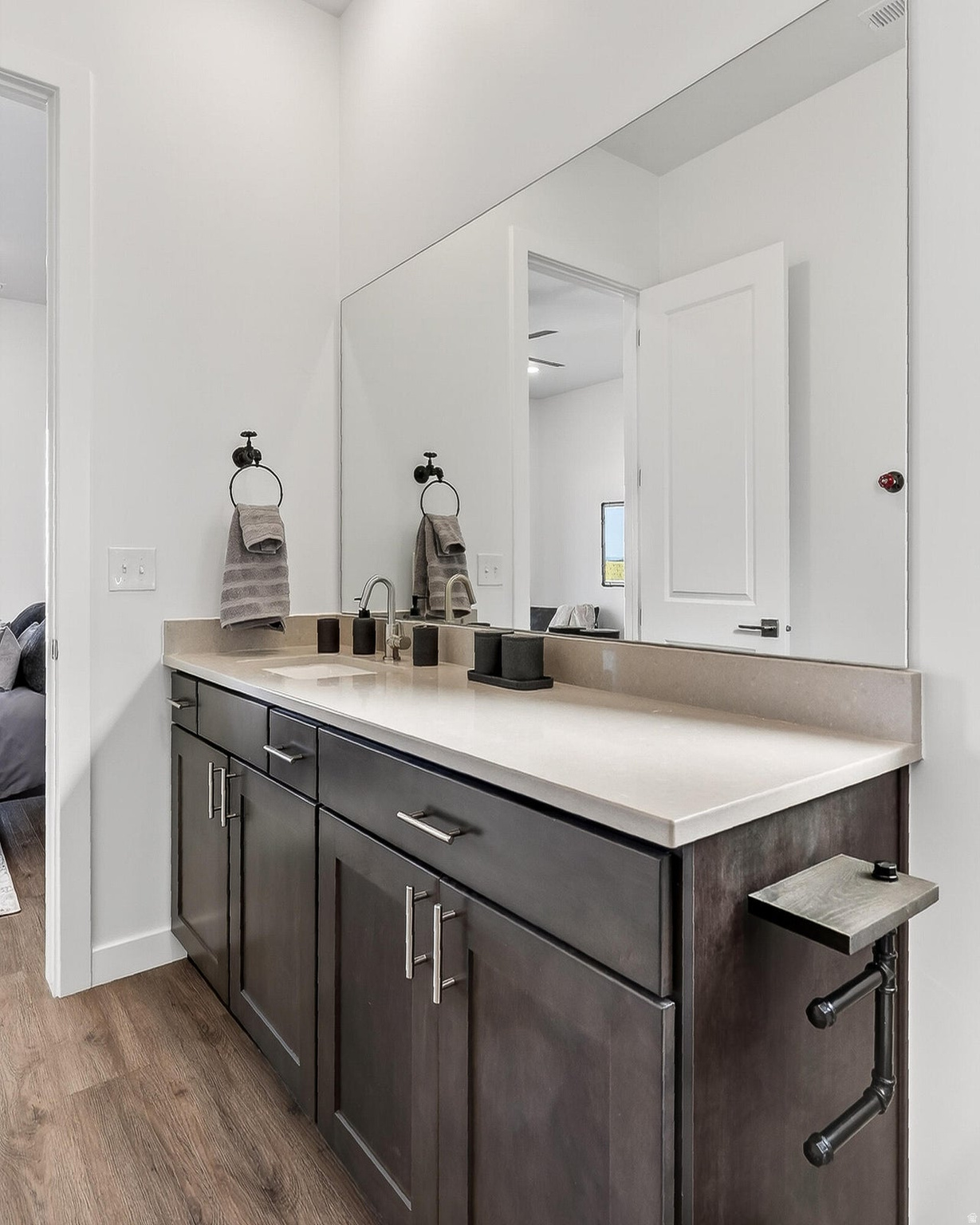 SKY VIEW ESTATES - Residential Income