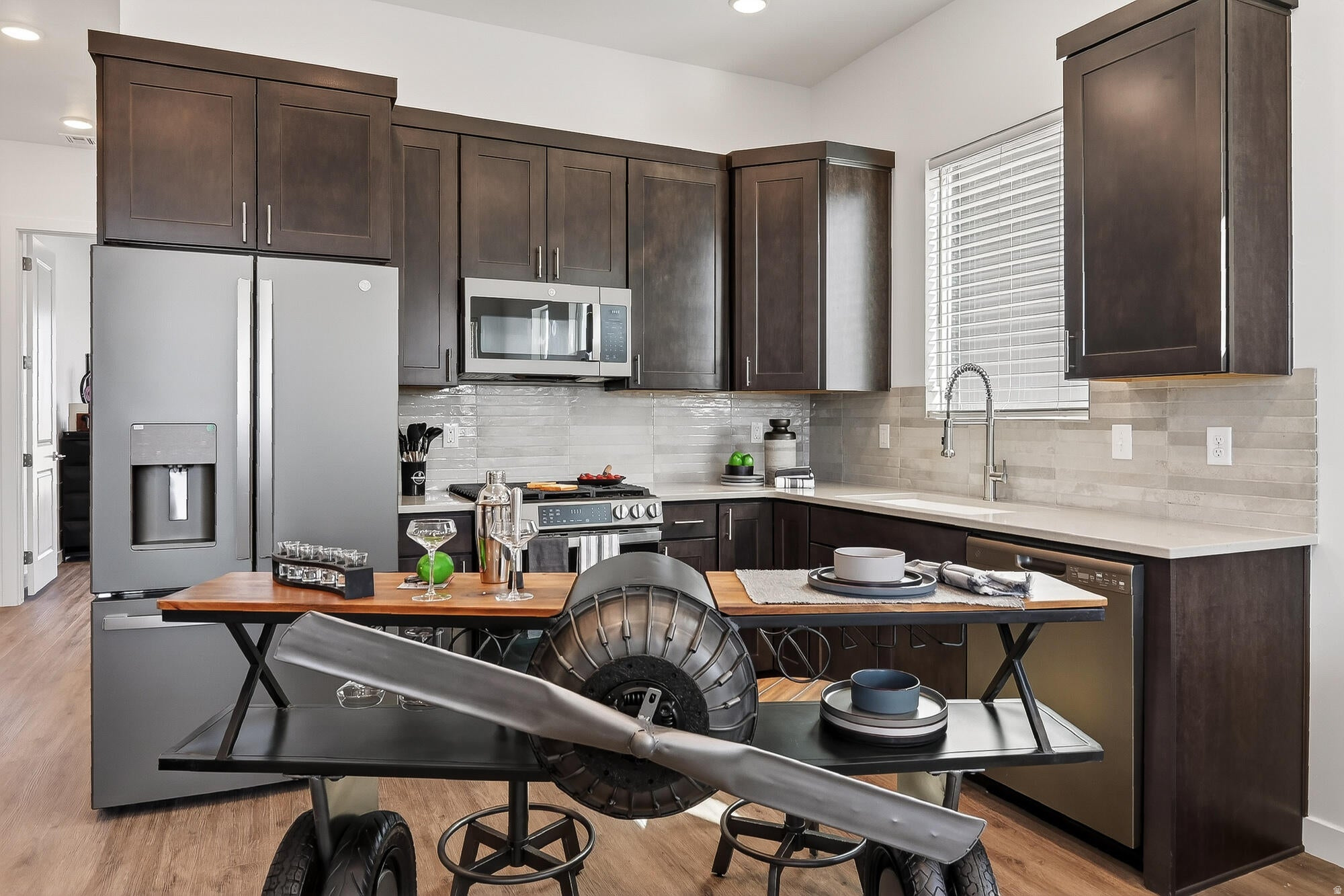 SKY VIEW ESTATES - Residential Income