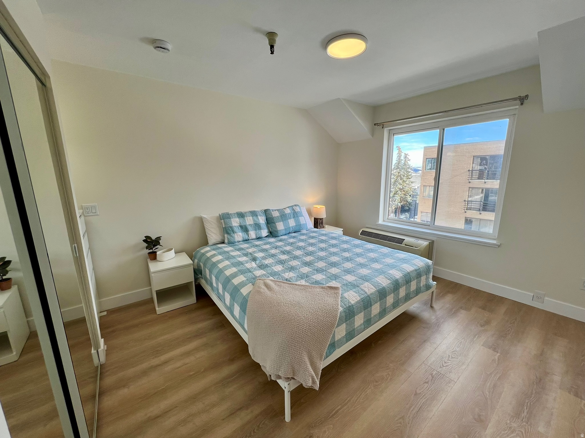 CARRIAGE HOUSE - Residential