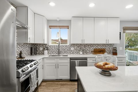 Tiny photo for 3533 E COUNTRY MANOR RD, Cottonwood Heights, UT 84121 (MLS # 2128620)