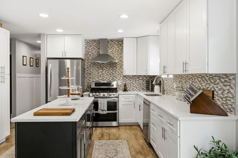 Tiny photo for 3533 E COUNTRY MANOR RD, Cottonwood Heights, UT 84121 (MLS # 2128620)