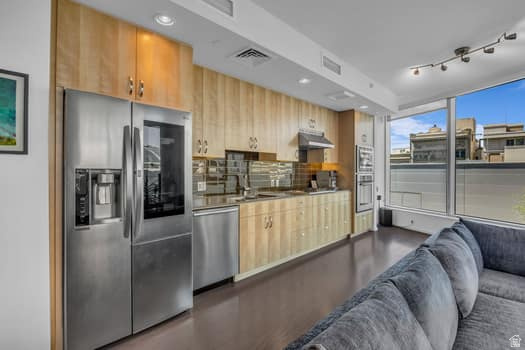 CITY CREEK - REGENT - Residential