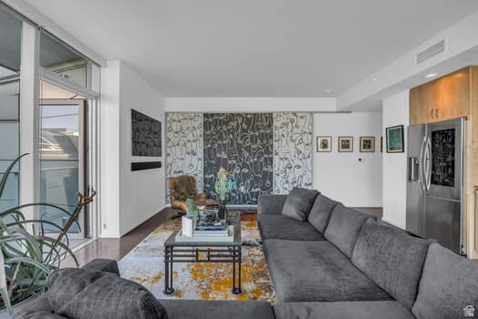 CITY CREEK - REGENT - Residential