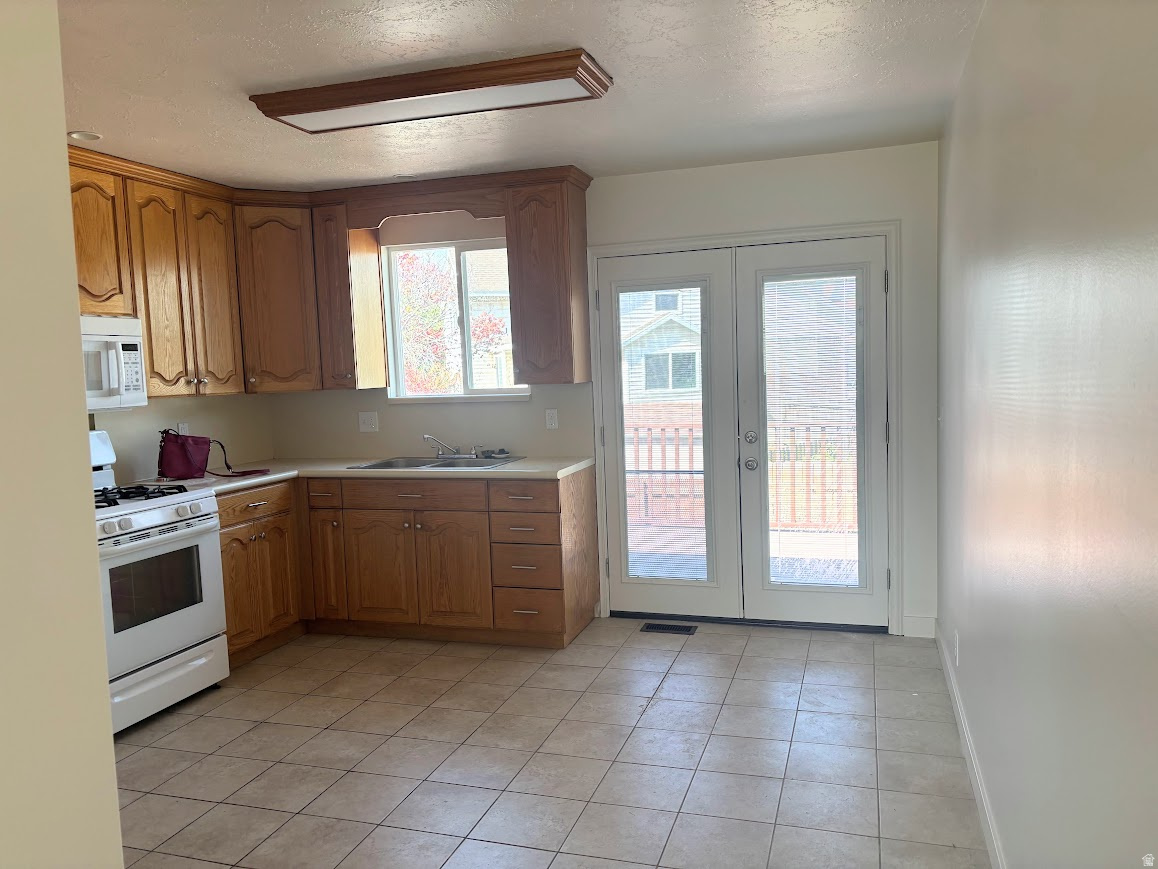 CRYSTAL RIDGE - Residential