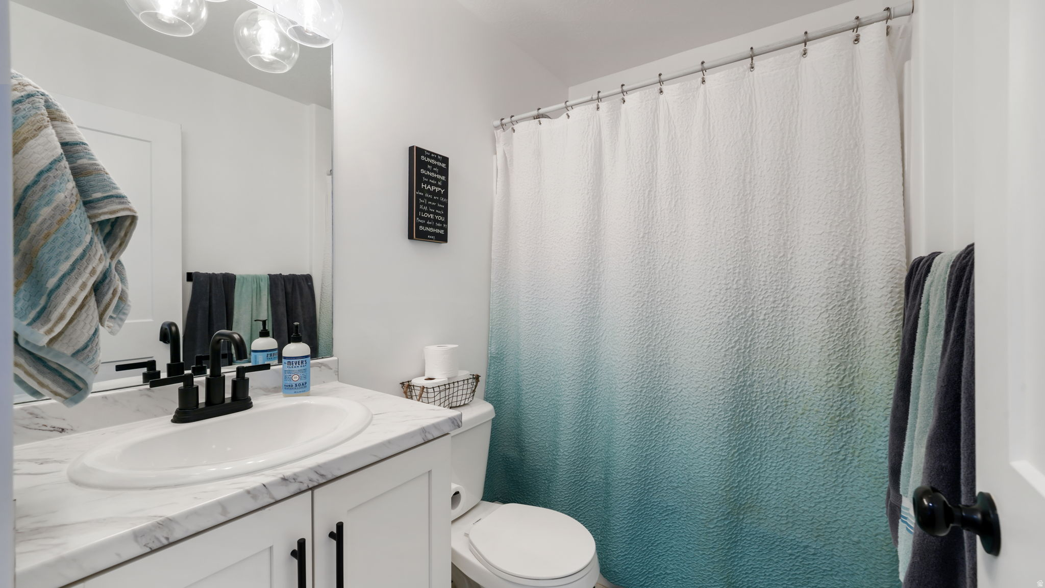 MOUNTAIN VIEW ESTATE - Residential