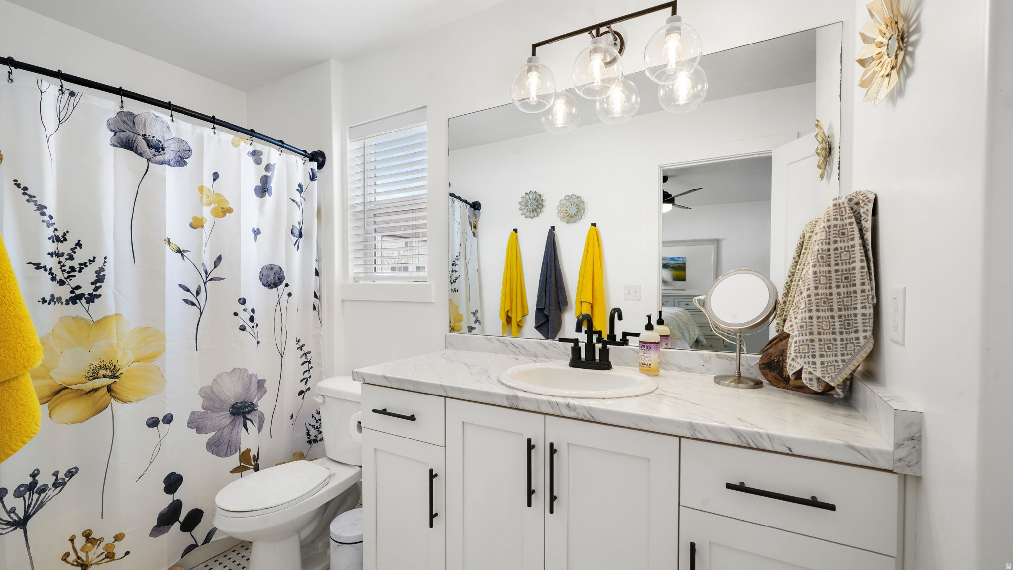 MOUNTAIN VIEW ESTATE - Residential