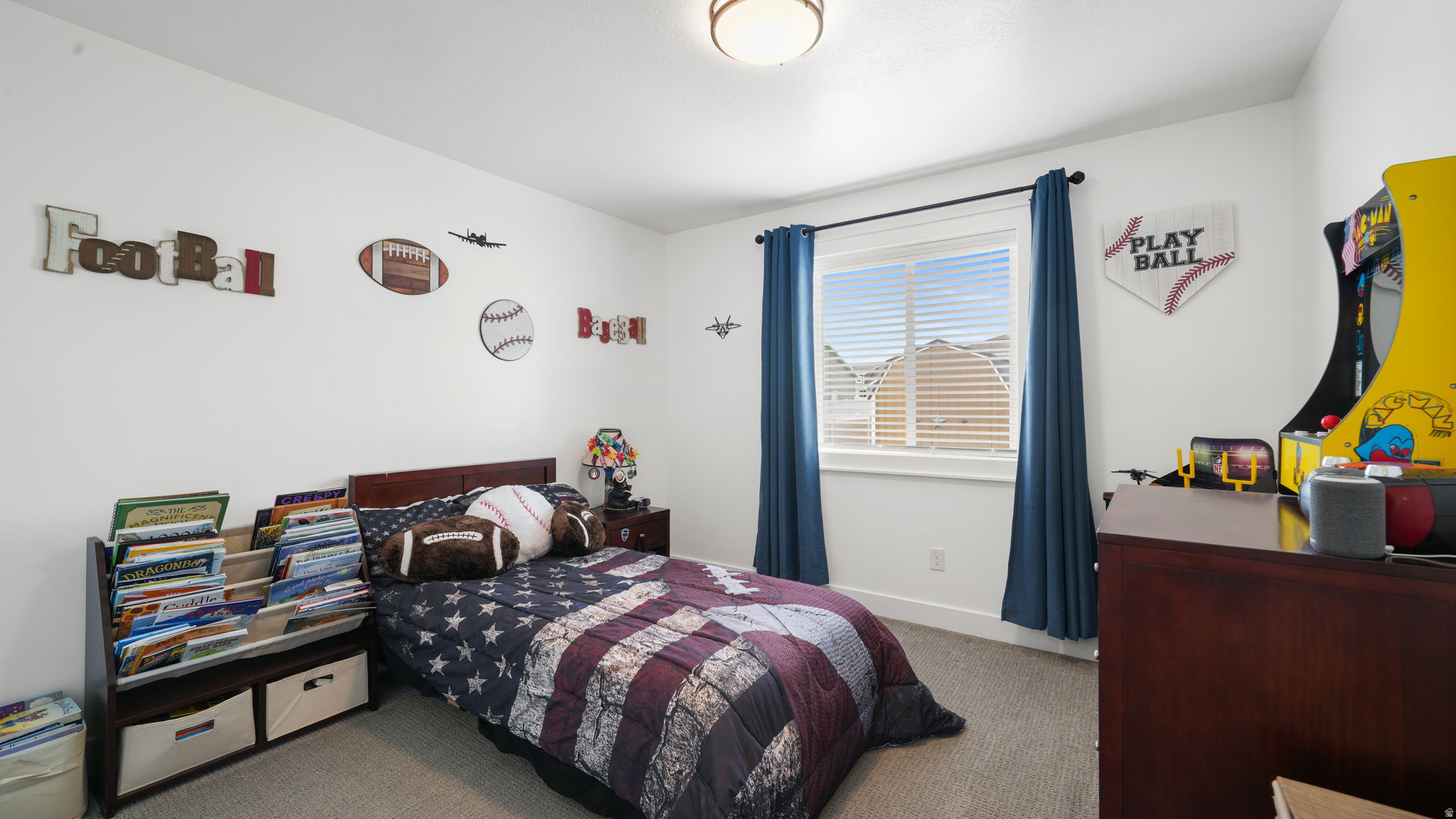 MOUNTAIN VIEW ESTATE - Residential