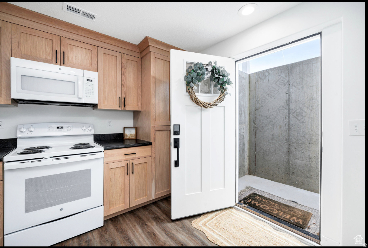 MOUNTAIN VIEW ESTATE - Residential