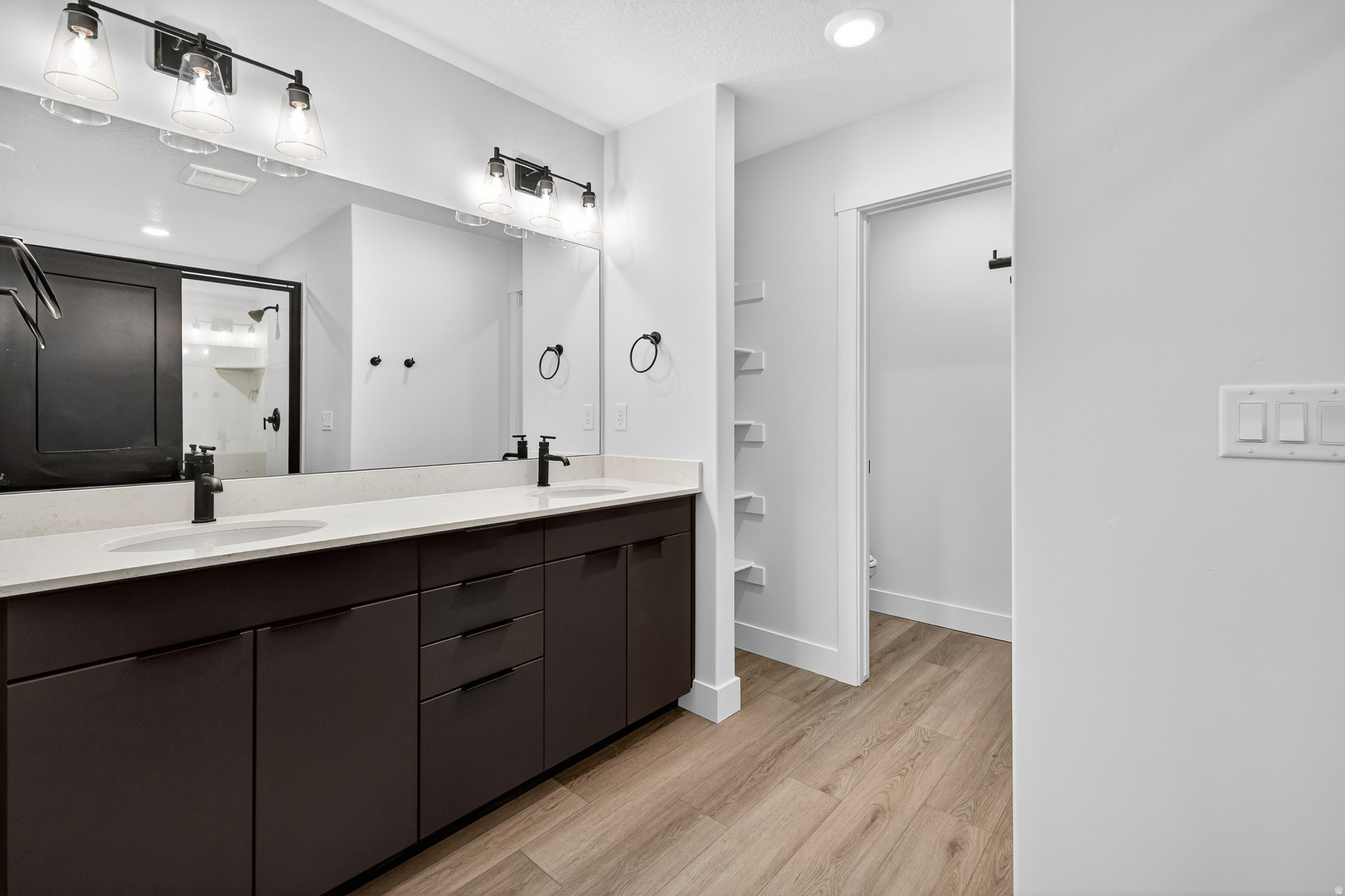 VILLAGES AT GREEN FARM - Residential