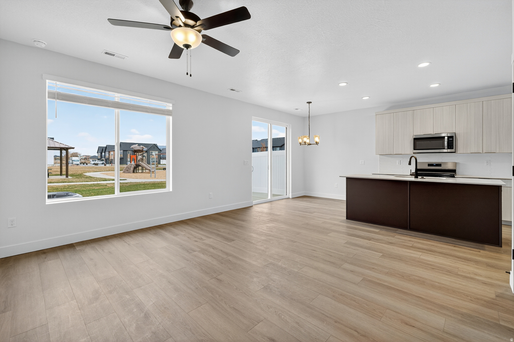 VILLAGES AT GREEN FARM - Residential