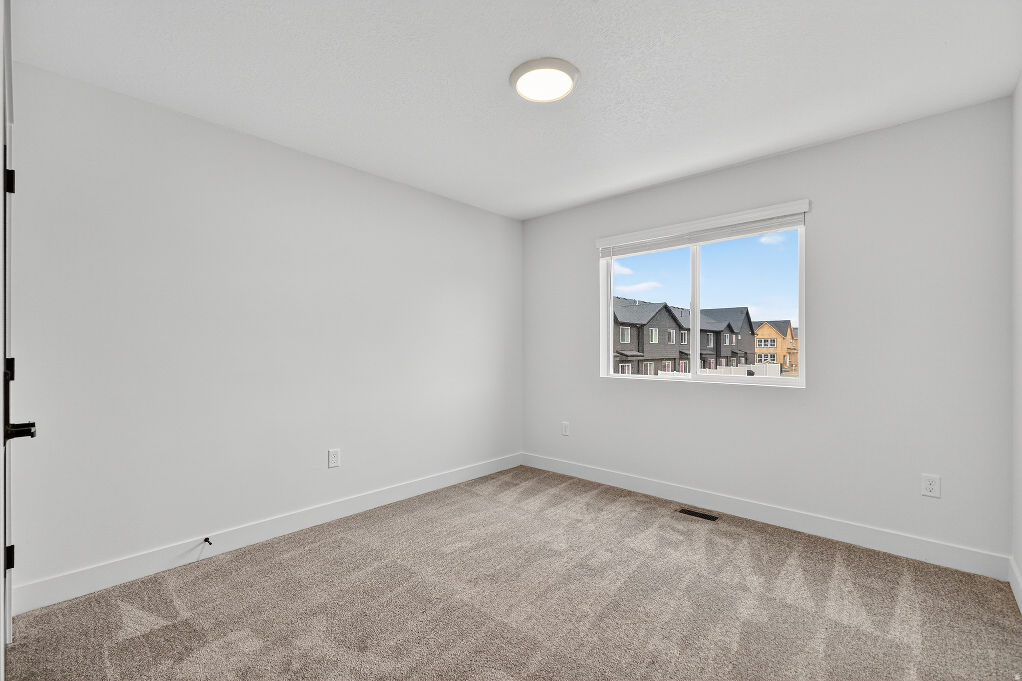 VILLAGES AT GREEN FARM - Residential