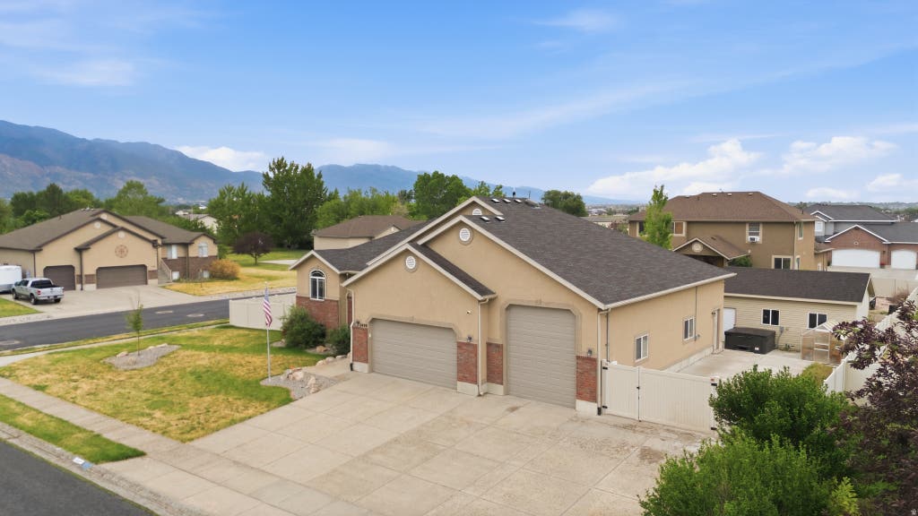 Photo of 2439 W 1675 S, West Haven, UT 84401 (MLS # 2164474)