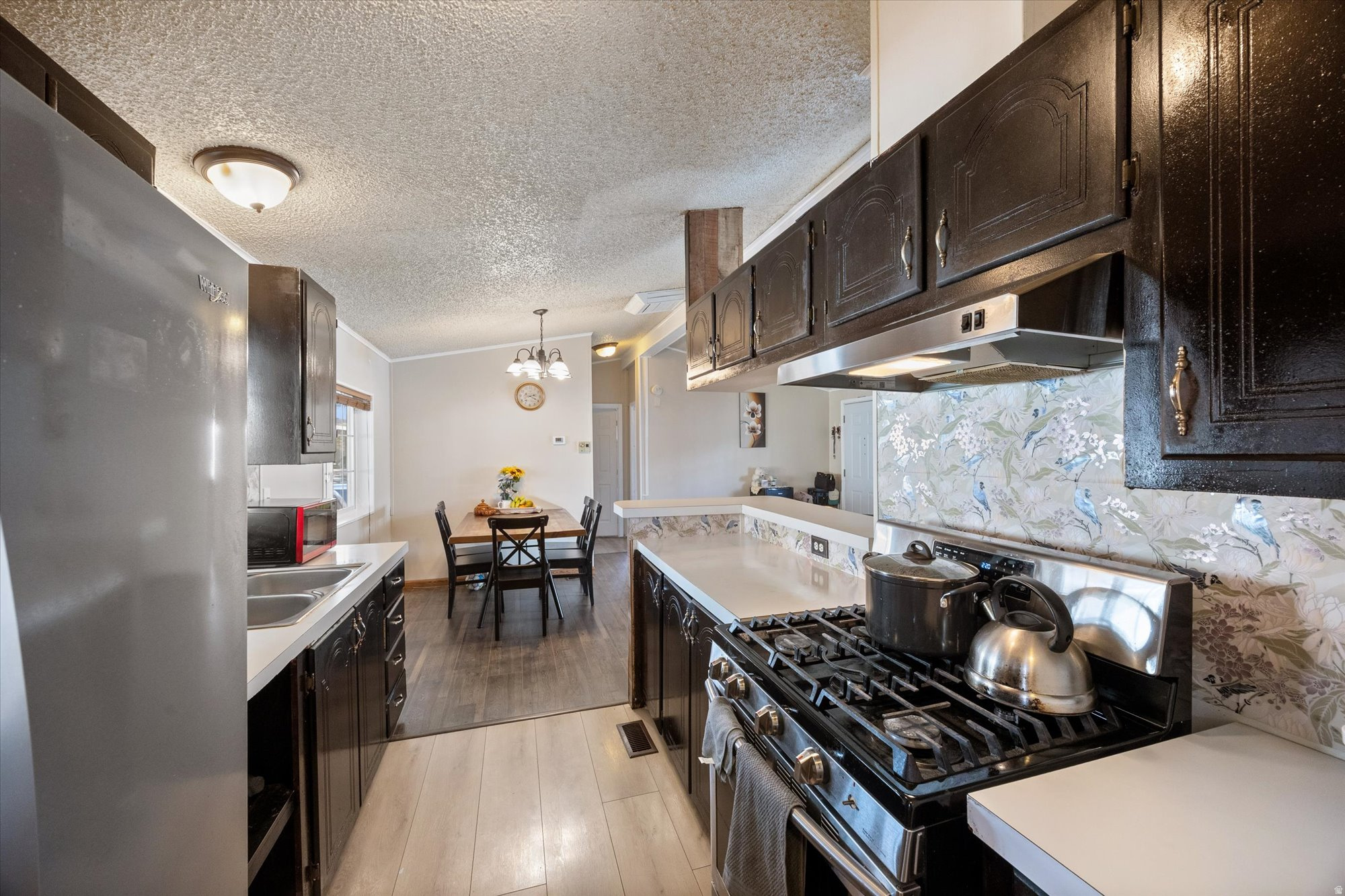 MOUTAIN VIEW - Residential