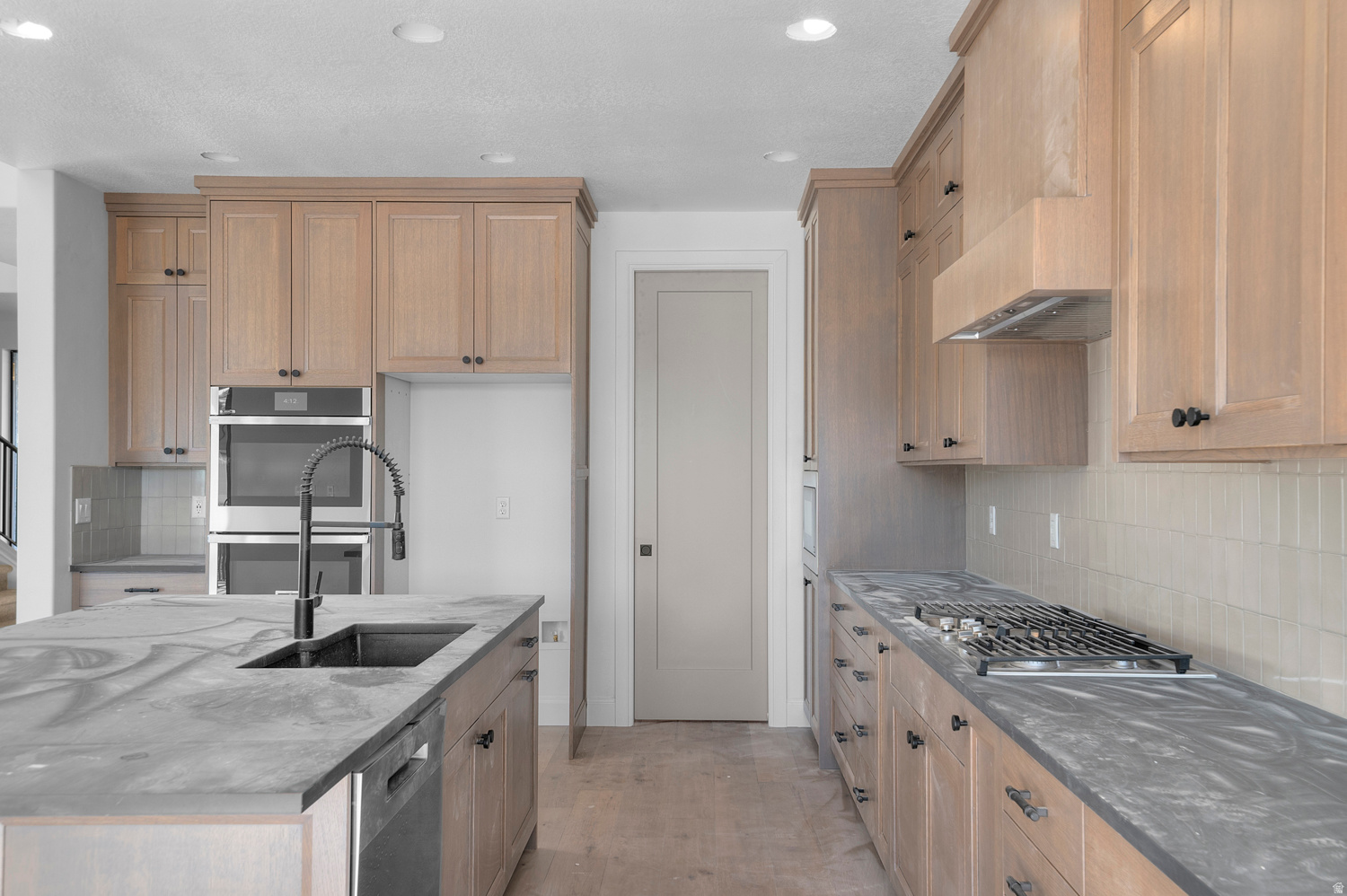 PINTAIL ESTATES 9 - Residential