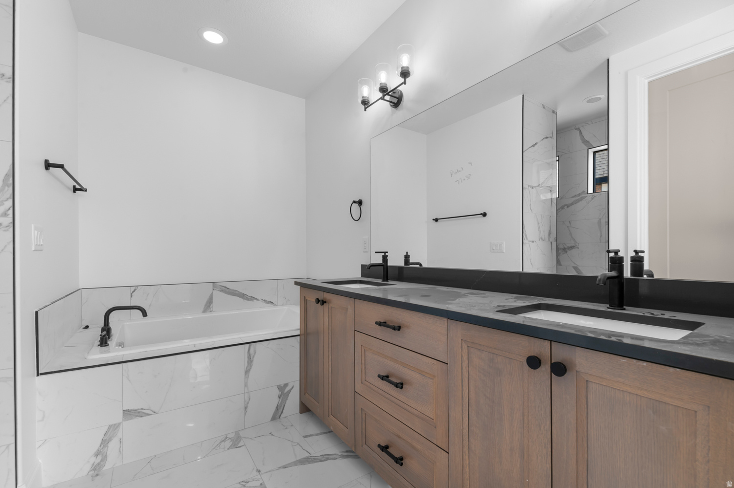 PINTAIL ESTATES 9 - Residential