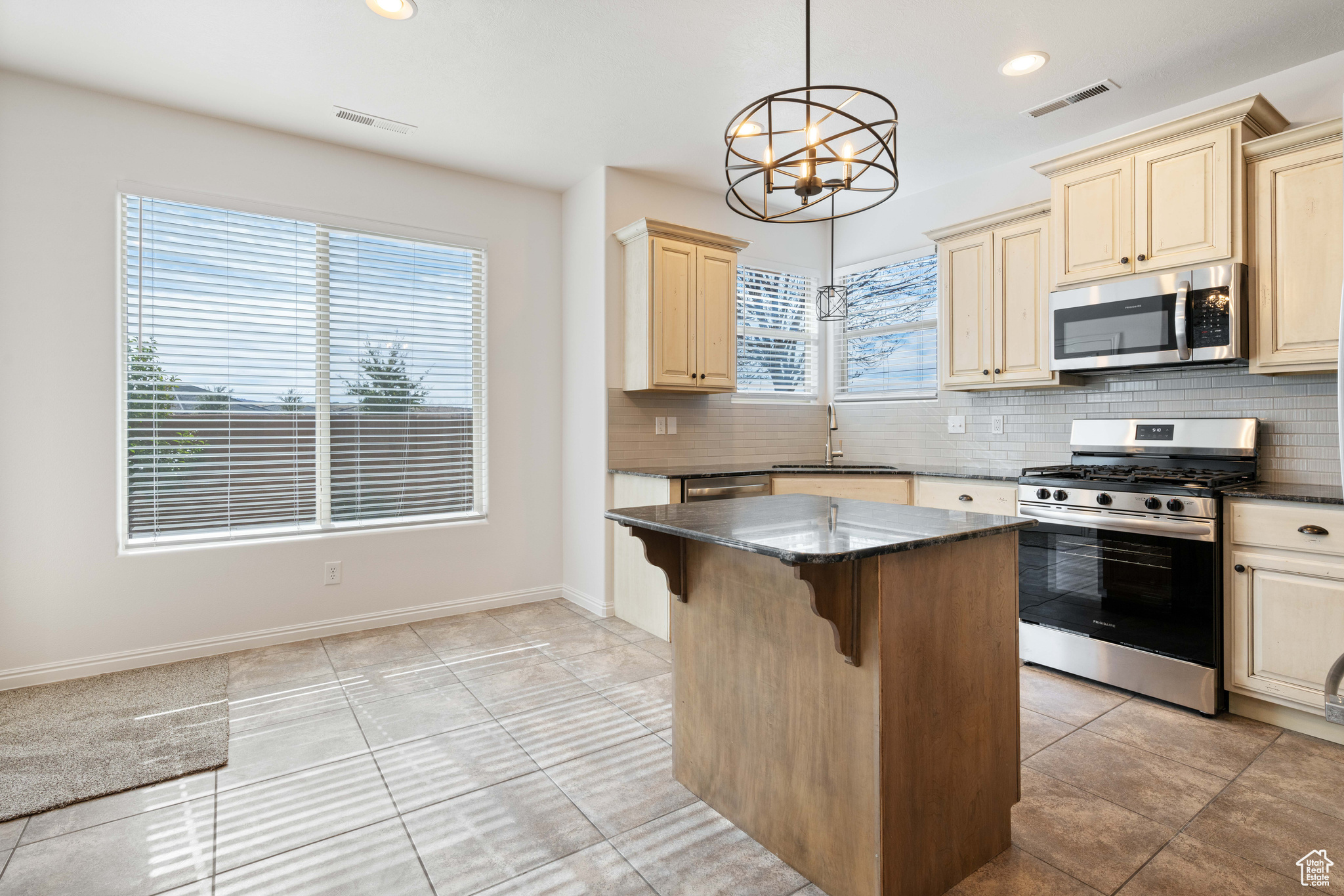 954 N Ocotillo Dr, Washington, Utah image 9