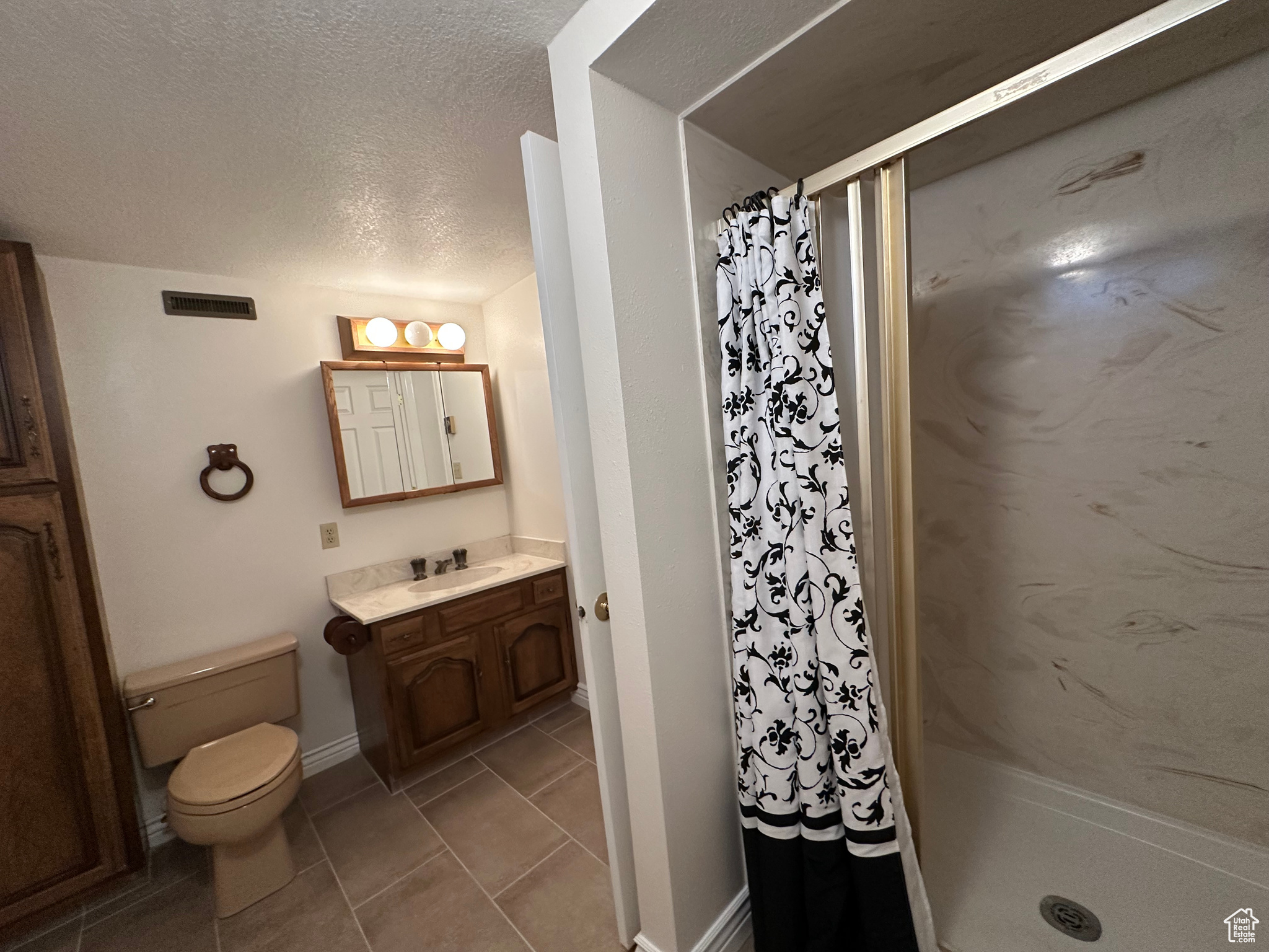 DAILEY MINOR - Residential