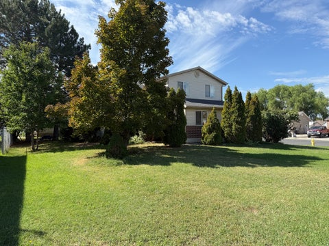 Photo of 2459 W 1800 N, Clinton, UT 84015 (MLS # 2183077)