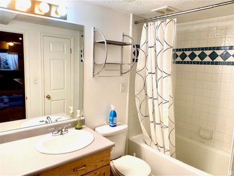 Tiny photo for 2016 E WINDHAM CIR S, Millcreek, UT 84109 (MLS # 2158781)